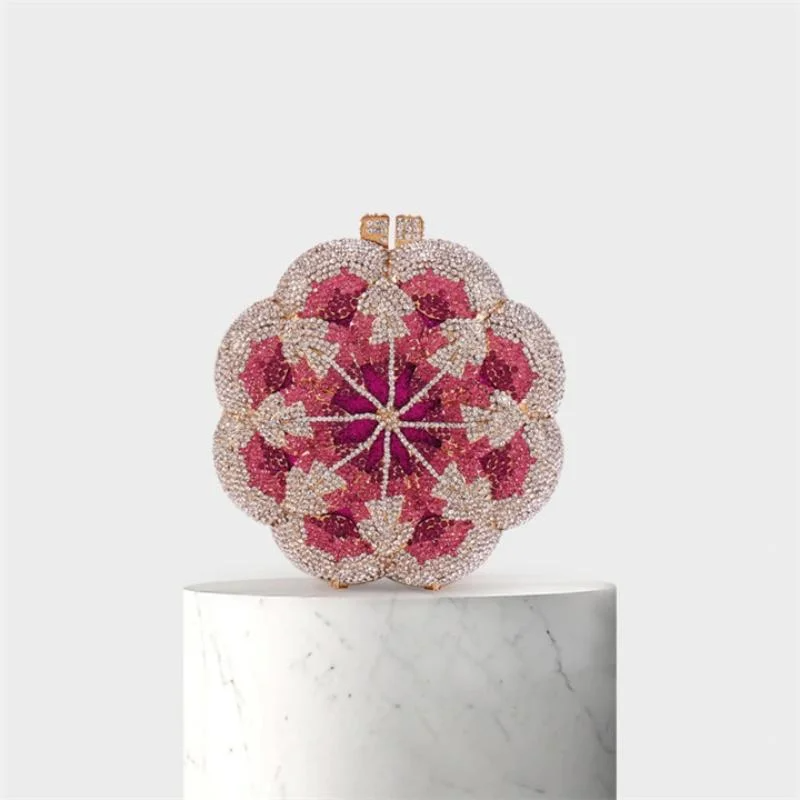 SHG118 Crystal Clutch Bag