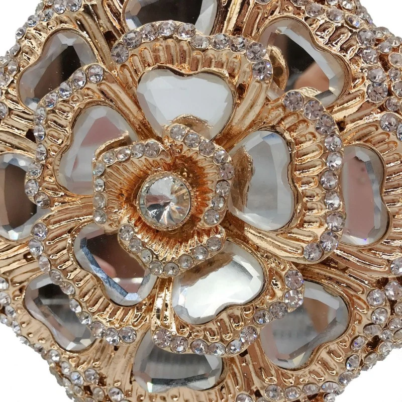 SHG192 Flower Diamond Holding Evening Bag