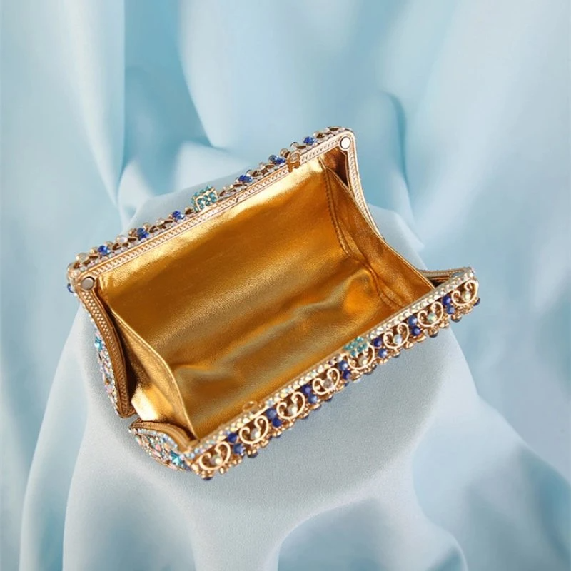 SHG120 Dazzling Clutch Bag